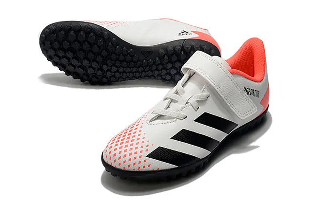 Adidas Predator أسود أبيض منخفض القطع Velcro رباط إغلاق ملعب أحذية كرة القدم 21