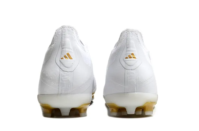 Adidas Predator Blanc et Or Firm-Ground Chaussures de Football 4