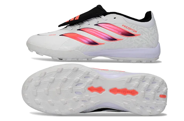Adidas Predator Tênis de futebol Turf branco e rosa sintético texturizado com design de três listras em gradiente 6