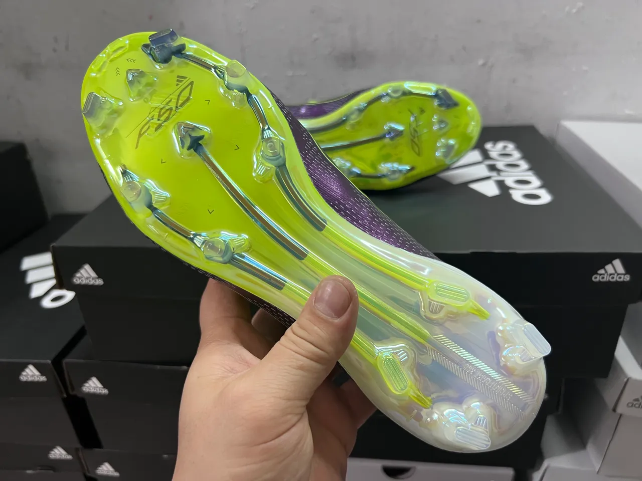Adidas Violet Jaune Bas Coupé Col Ajustement Chaussette Texturé Synthétique Supérieur Sol Ferme Chaussures de Football 10