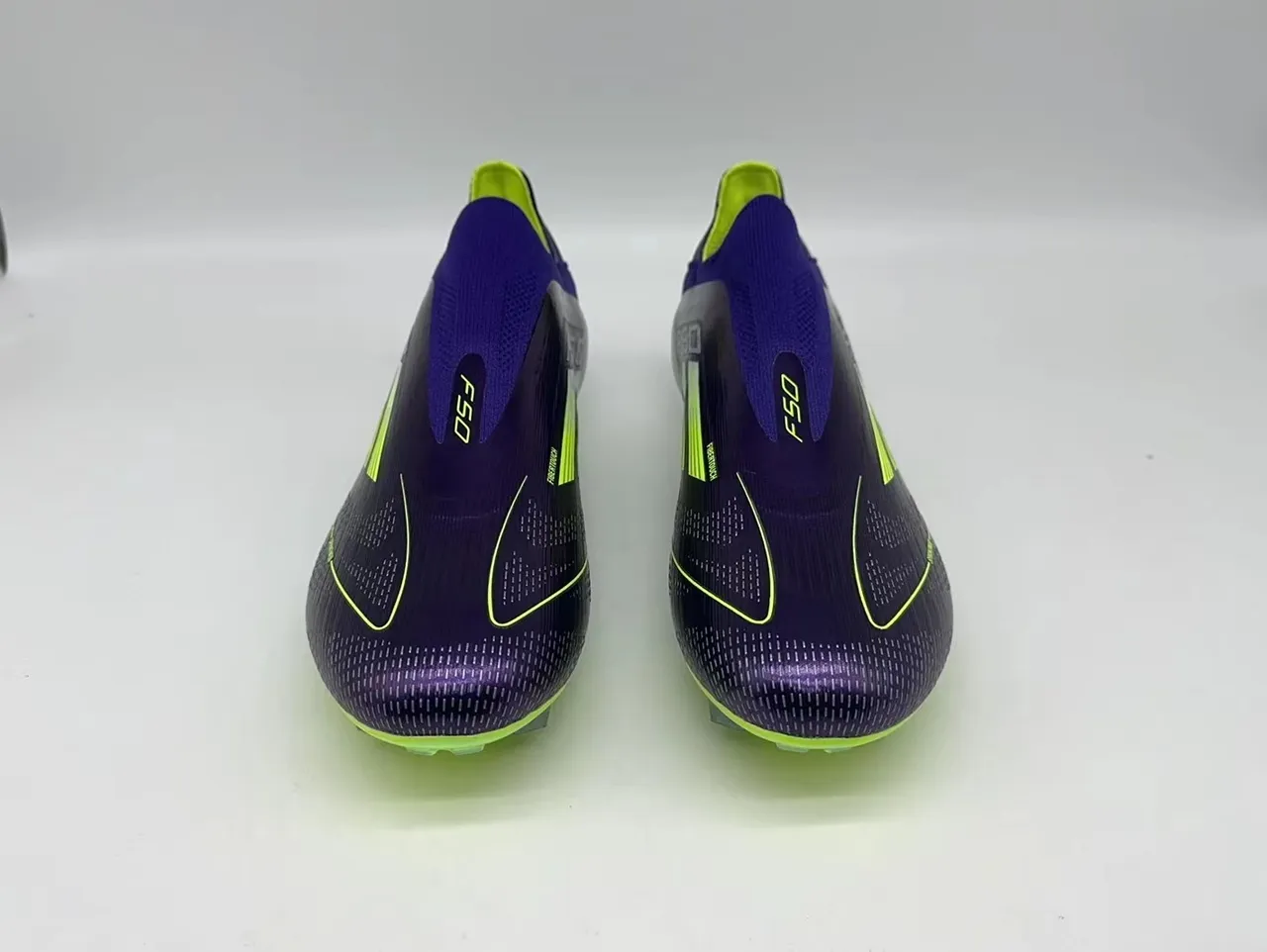 Adidas Violet Jaune Bas Coupé Col Ajustement Chaussette Texturé Synthétique Supérieur Sol Ferme Chaussures de Football 20