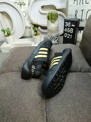 Adidas Tênis Lifestyle de Malha Vermelho e Cinza Low-Top 16