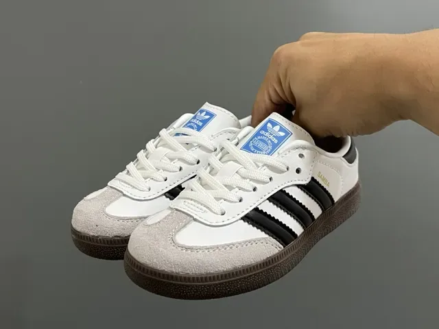Adidas Samba OG rosa prata tênis lifestyle 12