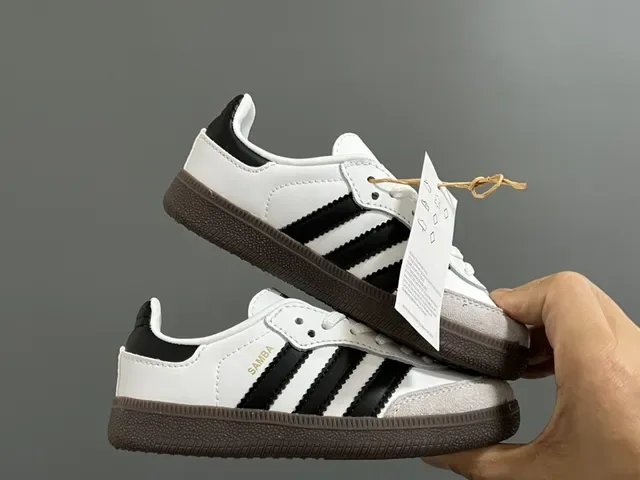 Adidas Samba OG rosa prata tênis lifestyle 19