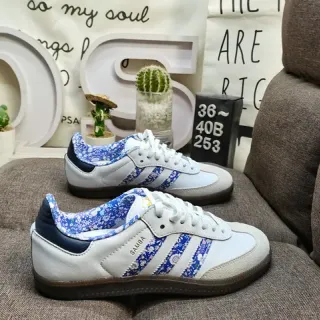 Adidas Samba أحذية رياضية أسلوب حياة مطبوع زهور أبيض وأزرق
