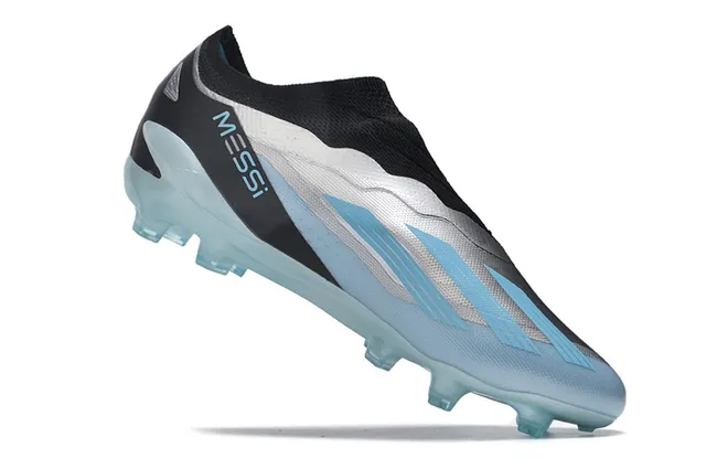 Adidas Argent Noir Coupe-Basse Col Ajusté à la Chaussette Motif Ondulé Overlays Synthétiques Terrain Firme Chaussures de Football 2