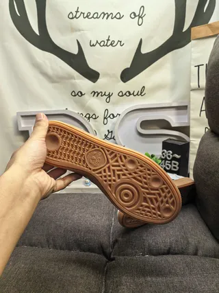 Adidas Spezial Tênis Lifestyle de Camurça Bege e Marinho 4