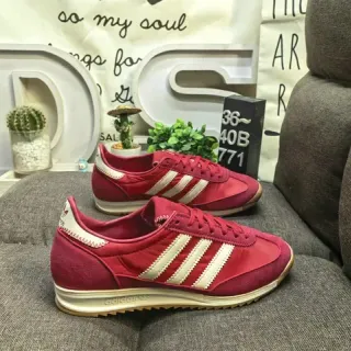 Adidas Spezial أحمر وكريم حذاء رياضي أسلوب الحياة