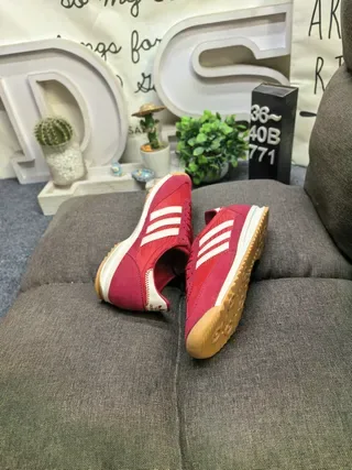 Adidas Spezial Zapatillas Lifestyle Rojo y Crema 6