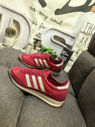 Adidas Spezial Zapatillas Lifestyle Rojo y Crema 7