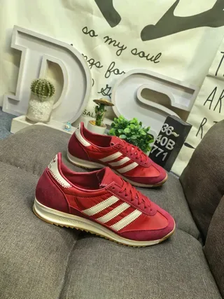 Adidas Spezial Zapatillas Lifestyle Rojo y Crema 9