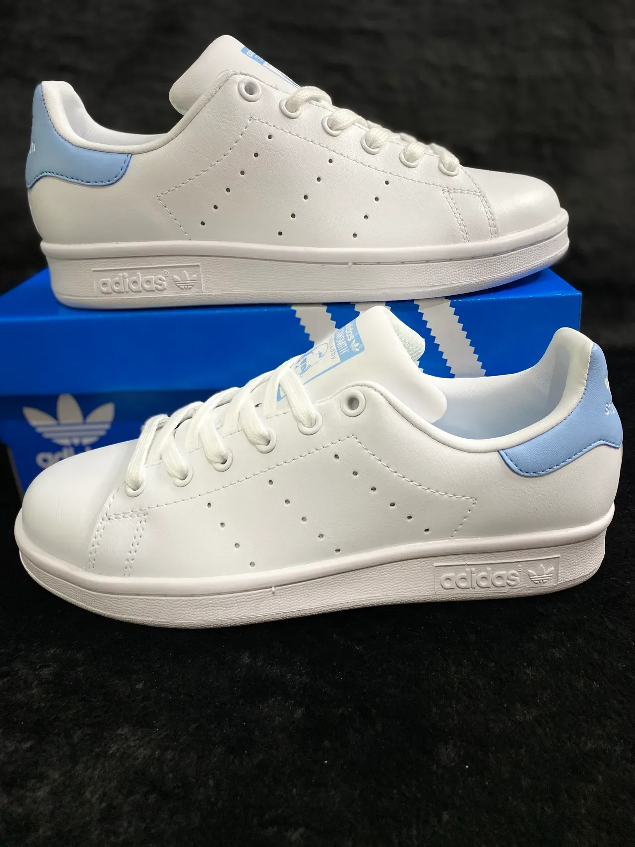 Adidas Stan Smith sneakers lifestyle blanc et bleu clair 6