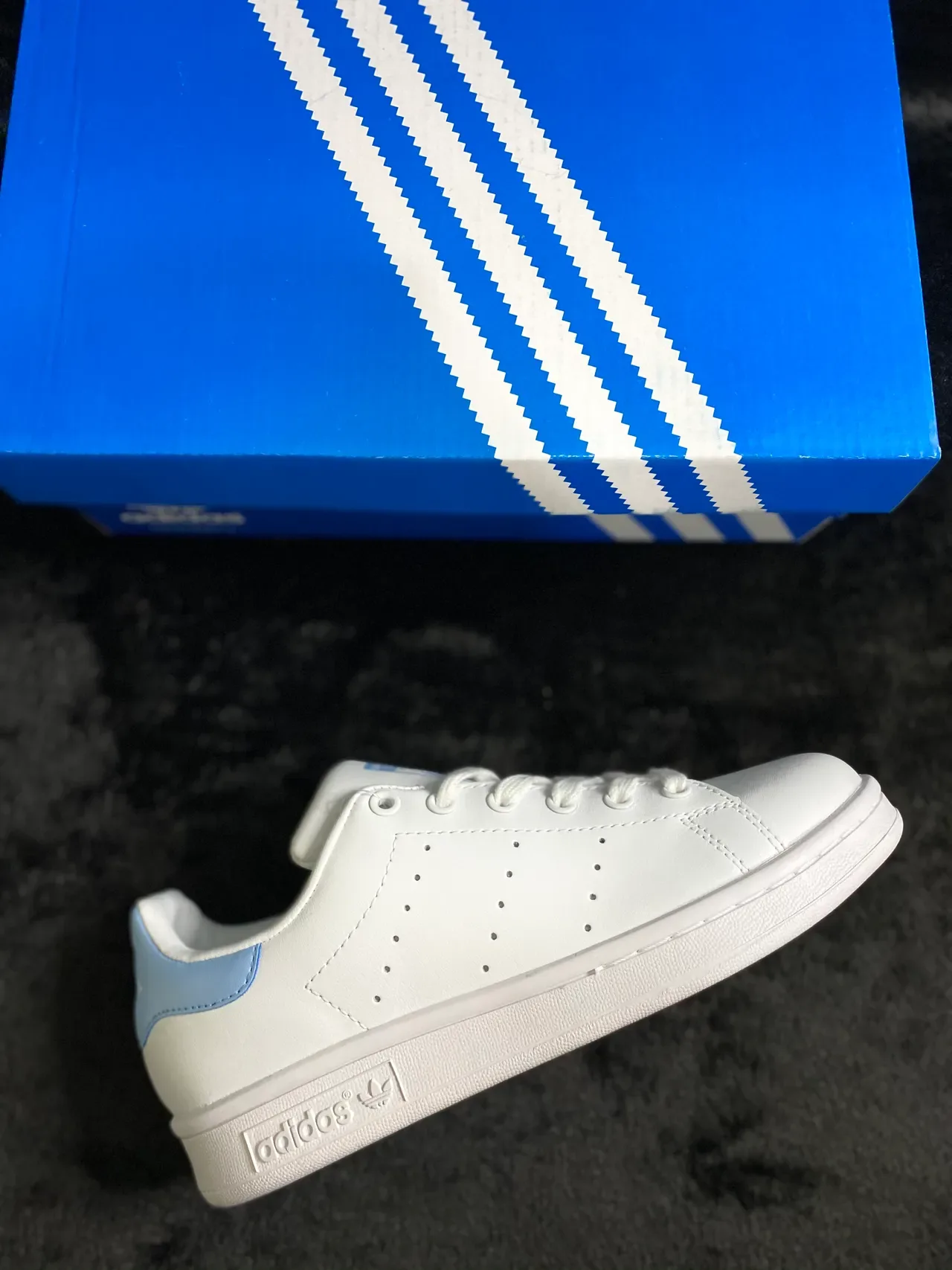 Adidas Stan Smith sneakers lifestyle blanc et bleu clair 7