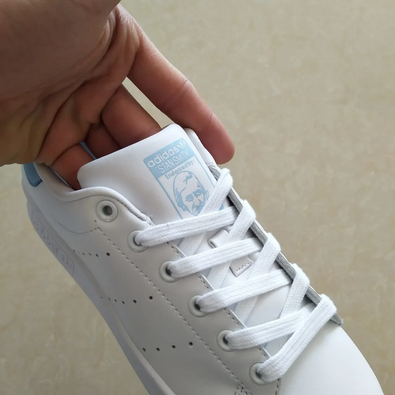 Adidas Stan Smith sneakers lifestyle blanc et bleu clair 15