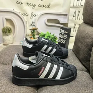 Adidas Superstar أسود وأبيض حذاء رياضي لايف ستايل