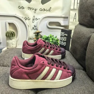 Adidas Superstar حذاء رياضي لايف ستايل بورجوندي سويد
