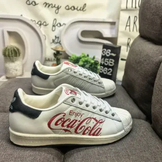 Adidas Superstar Coca-Cola تعاون أسلوب حياة Sneakers