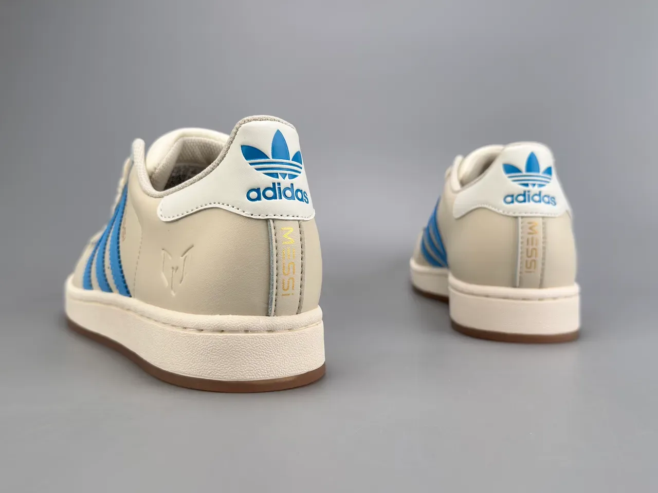 أديداس سوبرستار Off-White و Blue سنيكرز أسلوب الحياة 6