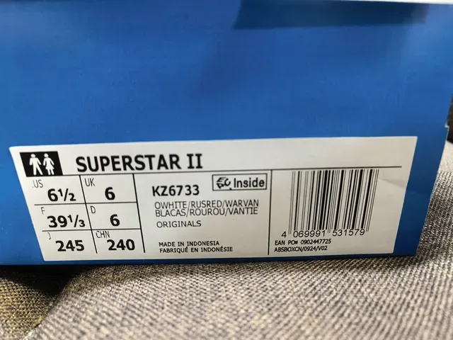 Adidas Superstar أبيض وأحمر سنیکرز أسلوب حياة 2