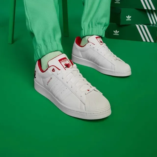 Adidas Superstar tênis lifestyle coração branco vermelho 2