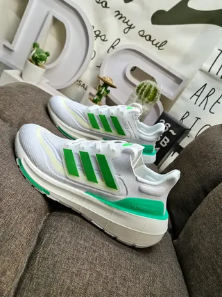 Adidas Ultraboost zapatillas de correr negras blancas amarillas neón 16