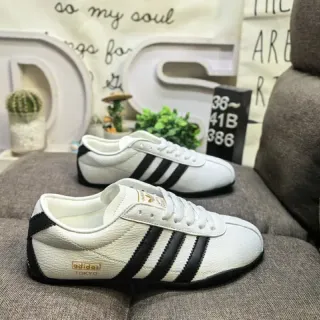 Adidas أبيض أسود جلد علوي ثلاث شرائط نمط حياة سنيكرز