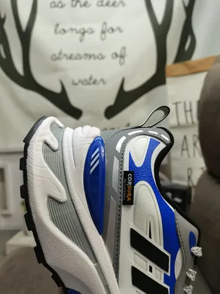 Adidas Blancs Bleus Semelle Médiane en Couches Asymétrique Onde Sculptée Sneakers Chunky 3