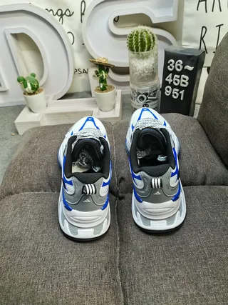 Adidas Blancs Bleus Semelle Médiane en Couches Asymétrique Onde Sculptée Sneakers Chunky 8