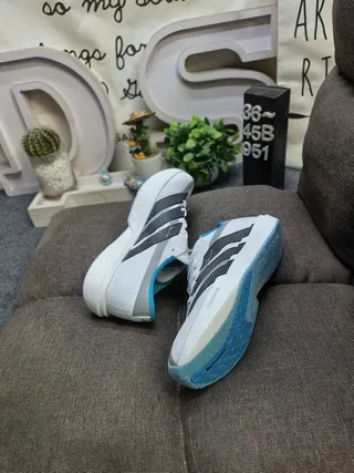 Adidas White Blue Lightweight Mesh Upper Perforated Black Three Stripes Running Shoes 6