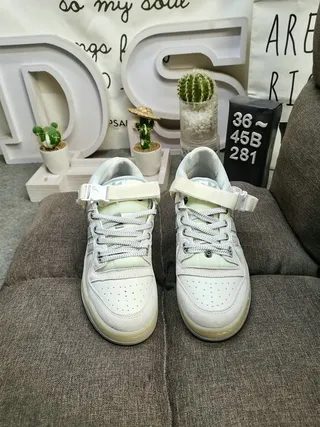 Adidas White Gray Low-Top Suede-Mesh Upper Lifestyle Sneakers 10