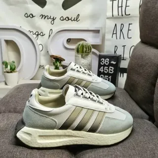 Adidas Chaussures Lifestyle Blanc Gris Silhouette Rétro Runner Panneau Latéral Trois Rayures