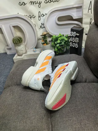 Adidas White Orange Engineered Mesh Upper Sculpted Lightstrike Pro Midsole Running Shoes 6