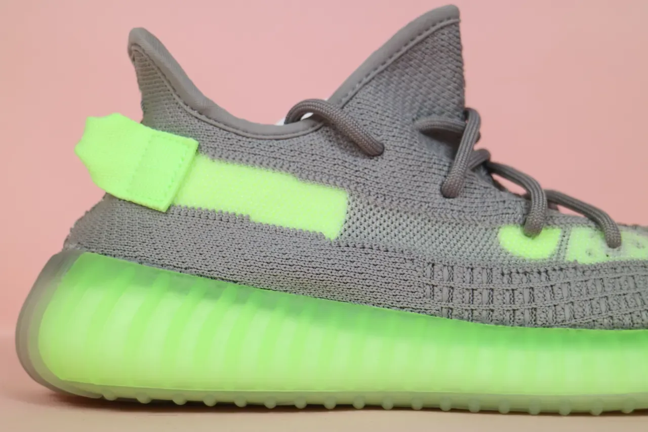 أديداس Yeezy Boost 350 V2 Glow Green حذاء رياضي لايف ستايل 5