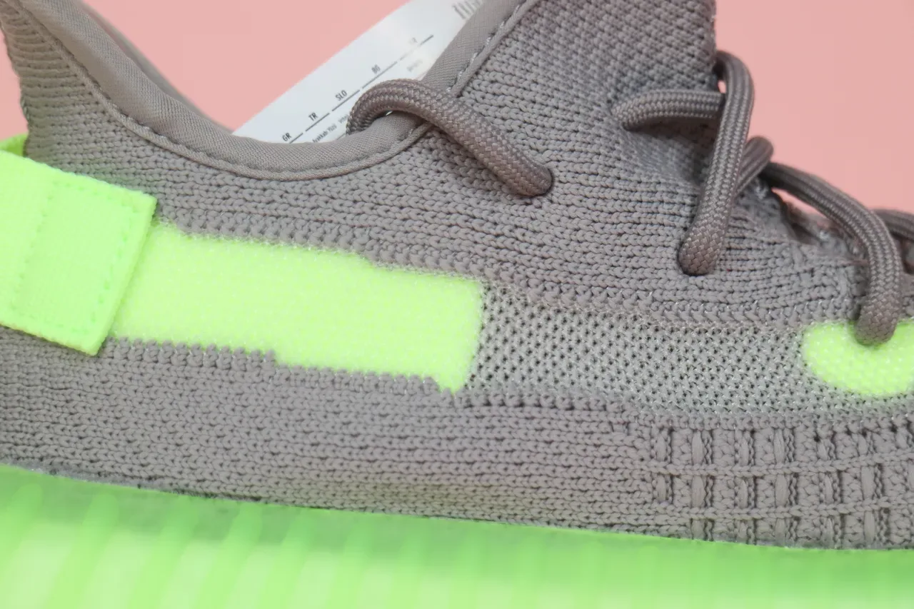 أديداس Yeezy Boost 350 V2 Glow Green حذاء رياضي لايف ستايل 9
