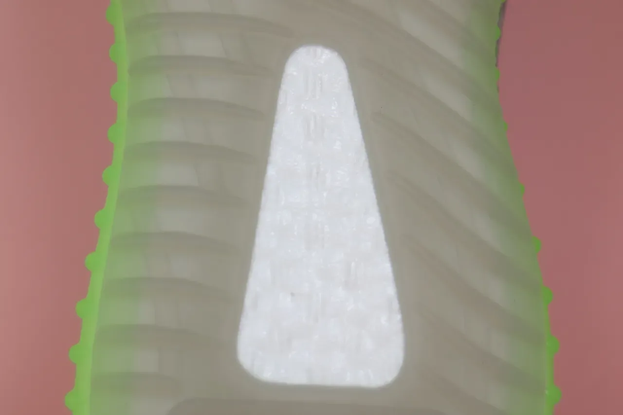 أديداس Yeezy Boost 350 V2 Glow Green حذاء رياضي لايف ستايل 22