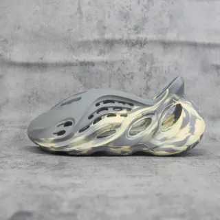 Adidas Yeezy Foam Runner رمادي رخامي أحذية رياضية أسلوب حياة