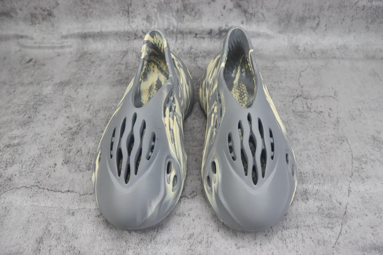 Adidas Yeezy Foam Runner Tênis Lifestyle Cinza Mármore 2