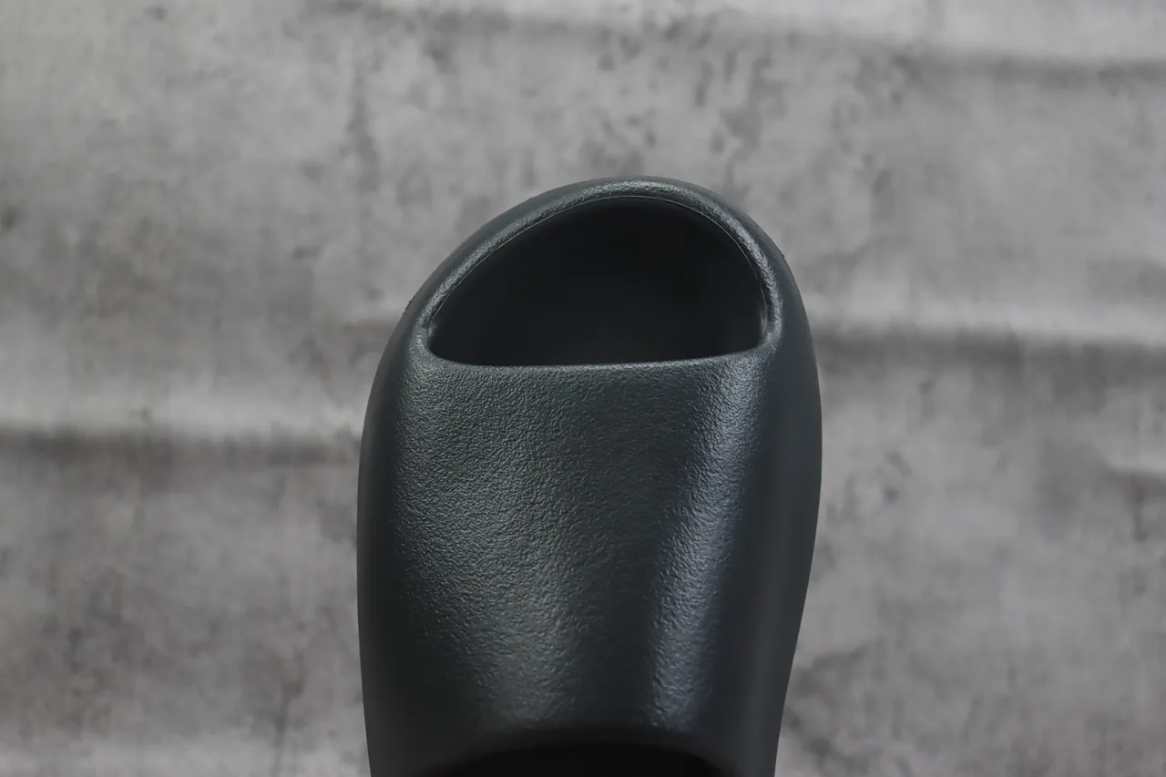 Adidas Yeezy Slide Charcoal Monochrome Slippers 5