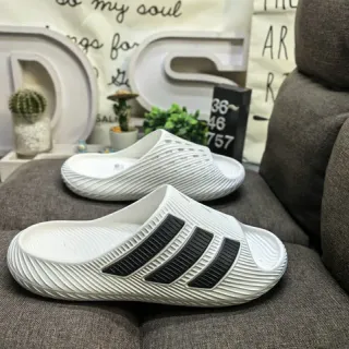 Adidas Yeezy Slide White Black Slippers