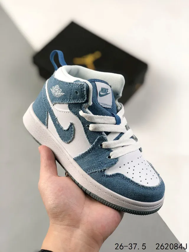 Tênis de basquete infantil Air Jordan 1 preto vermelho branco 11