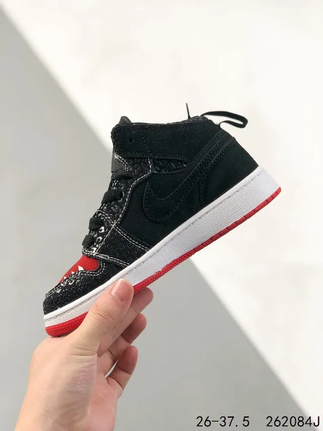 Tênis de basquete infantil Air Jordan 1 preto vermelho branco 15