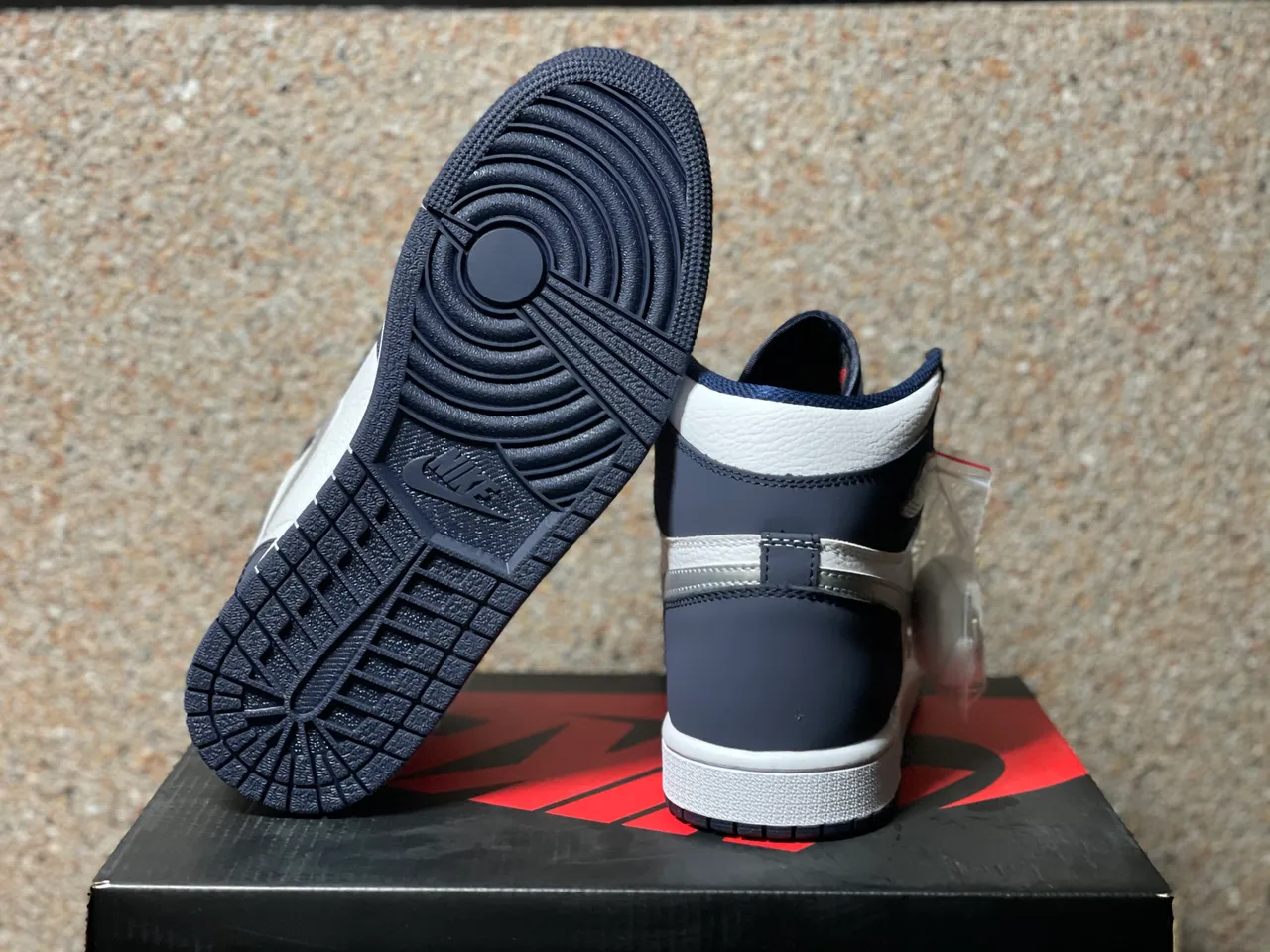 Air Jordan 1 عالي أبيض بحري فضي أحذية كرة السلة 3