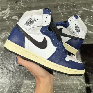 Tênis de basquete Air Jordan 1 High branco azul royal preto