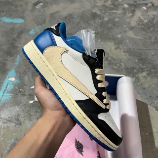 Air Jordan 1 Low 白黑皇家蓝米色生活方式运动鞋