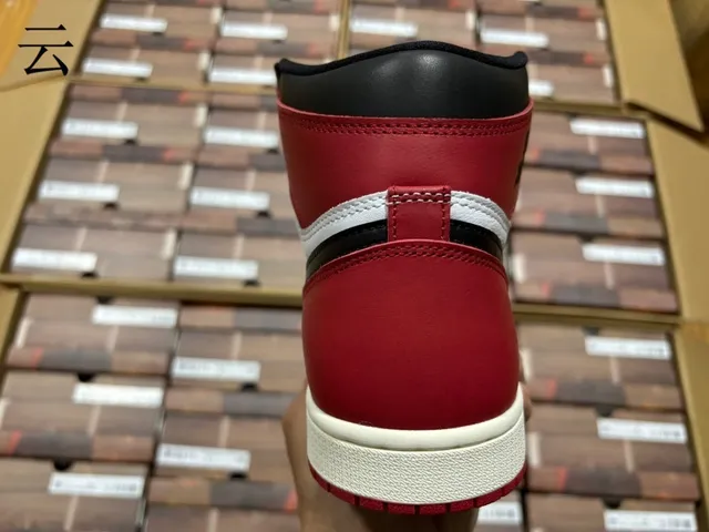 Air Jordan 1 Rojo Negro High-Top Con Paneles De Cuero Zapatos De Baloncesto 12