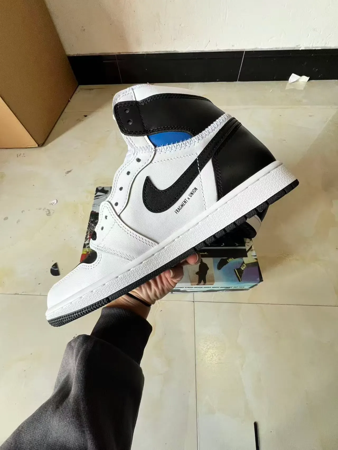 Air Jordan 1 Blanco y Negro Zapatillas de Baloncesto 5