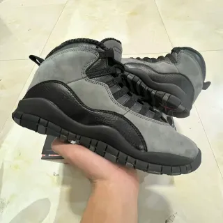 Air Jordan 10 ग्रे और ब्लैक स्वेड लेदर बास्केटबॉल जूते