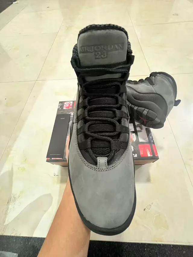 Air Jordan 10 ग्रे और ब्लैक स्वेड लेदर बास्केटबॉल जूते 3