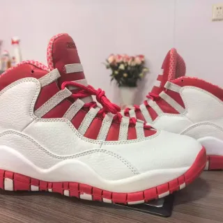 Air Jordan 10 白红 高帮篮球鞋