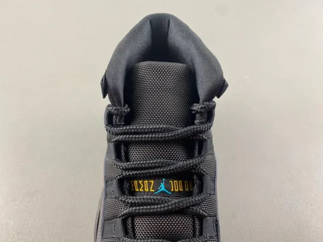 Air Jordan 11 Tênis de Basquete de Couro Patentado Preto 7